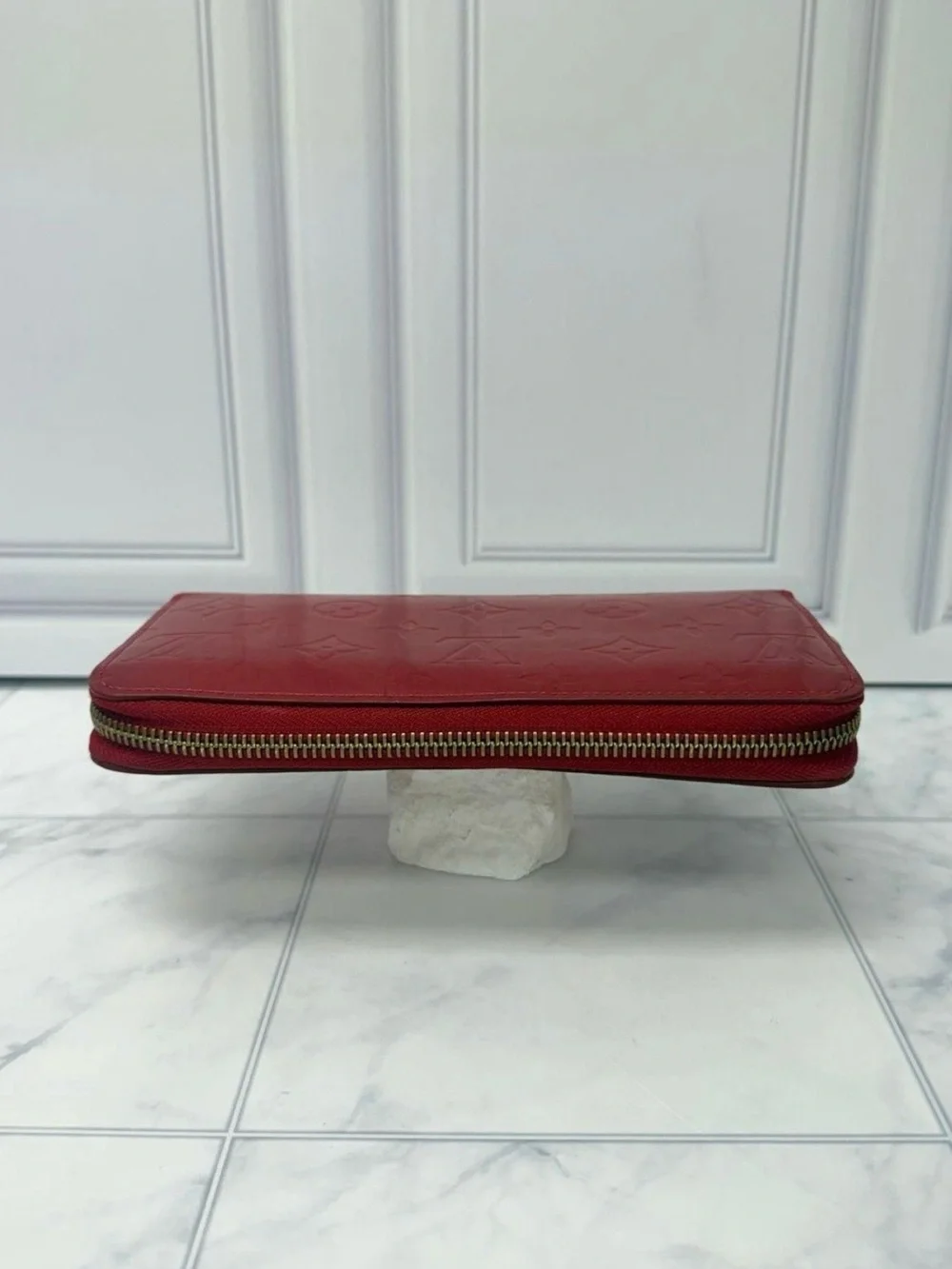 Louis Vuitton Zippy Wallet Monogram Vernis Red Pomme d'Amour Zip Around